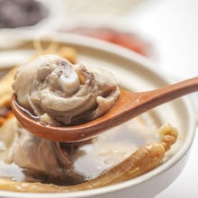 将图片加载到图库查看器,Healthy Ginseng Nourishing Herbal Soup for Chicken Soup 养生炖鸡人参汤