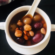 Load image into Gallery viewer, Black Bean Hair Nourishment Sweet Soup 乌豆圆莲润发乌发糖水
